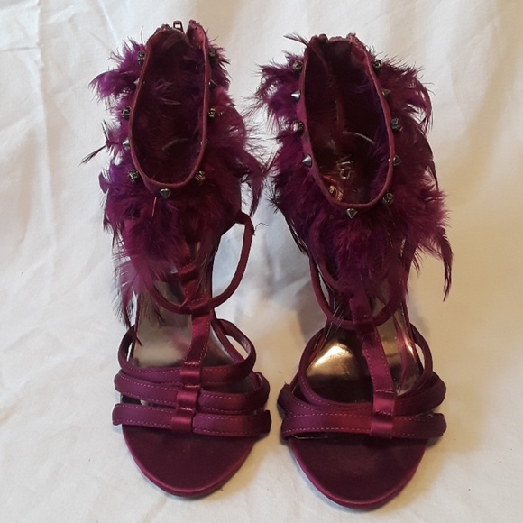 ABS Allen Schwartz Ciera Feathered High Heel San - Picture 3 of 8